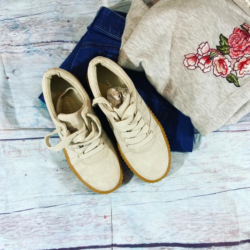 Nib Indigo Rd. Faux Suede sneakers sz5.5 - Picture 1 of 9